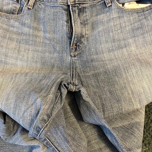 Lucky Lolita - Picture 1 of 3